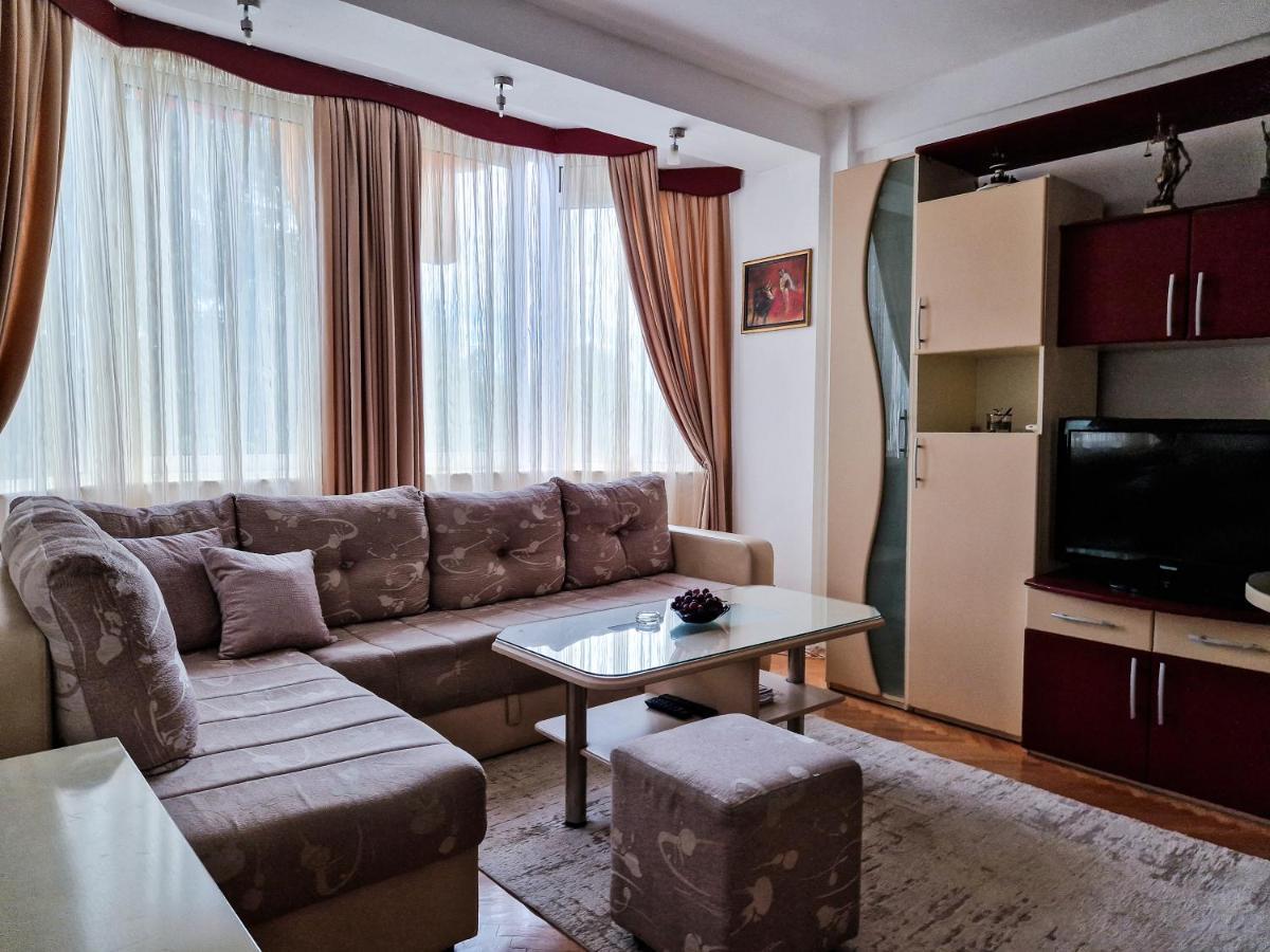 Boulevard Apartments كومانوفو المظهر الخارجي الصورة